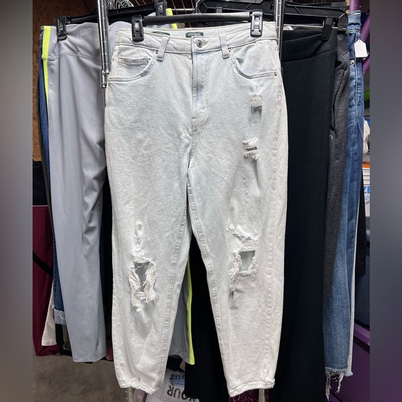 Womens Wild Fable highest rise mom jean size 8 - Picture 1 of 5